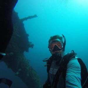 Meet your Posher, Val